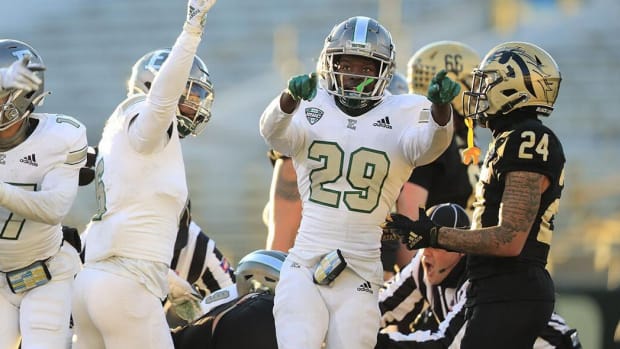 Eastern Michigan defensive back Kempton Shine announces his commitment to Virginia football.